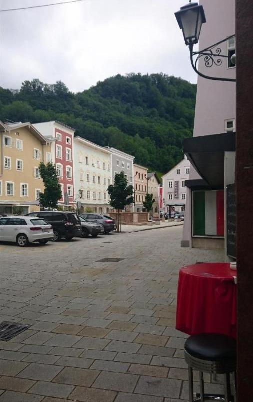 Stadtwohnung Franz Bis 6 Personen Hallein Bei Salzburg Exterior foto
